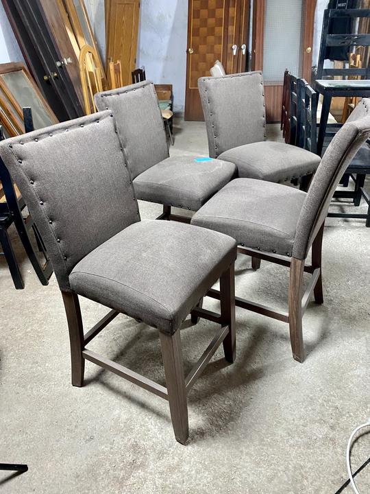 set of 4 fabric bar style chairs - €70