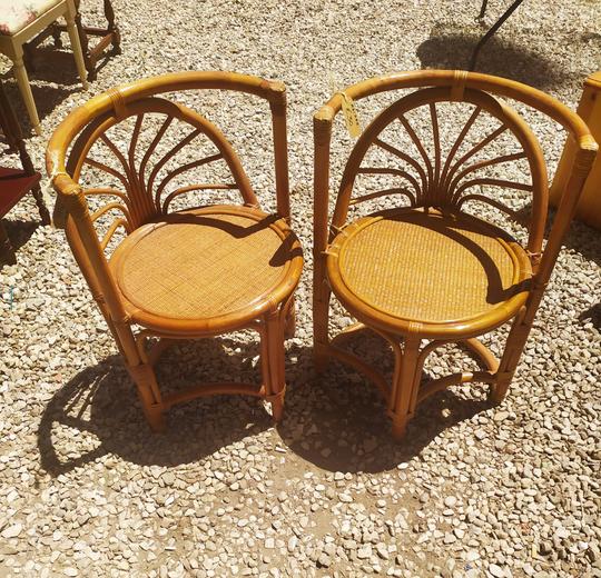 2 X CANE CHAIRS €60