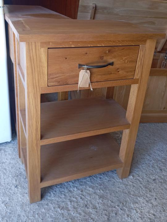 Oak side table with drawer €85