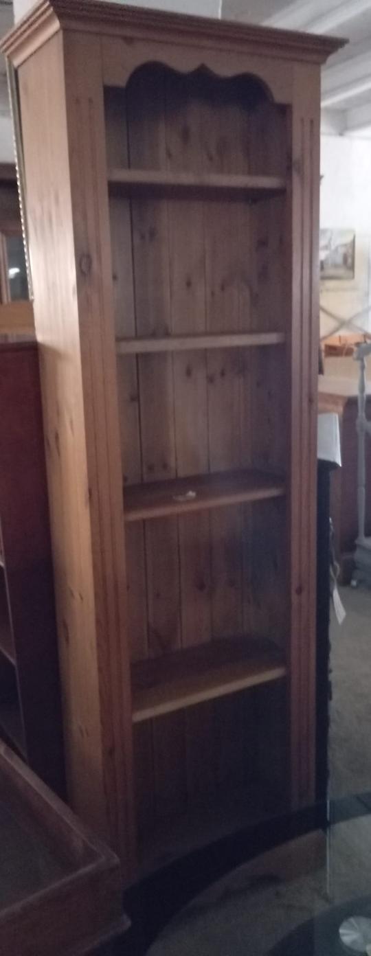 Bookcase €85