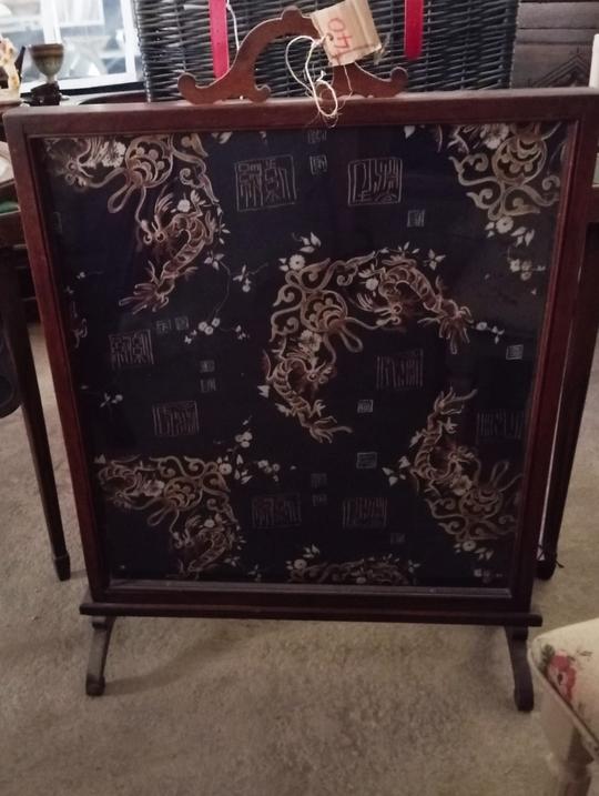 Antique firescreen €40