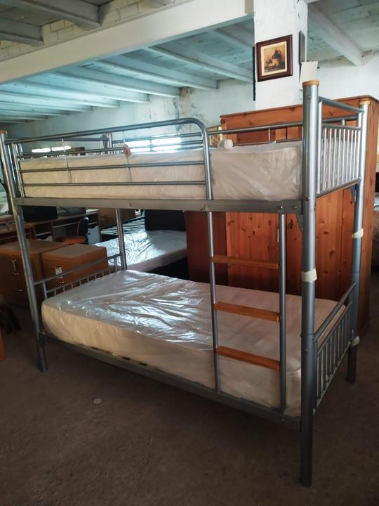 Bunk beds €190