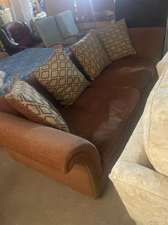 Large sofa/275€