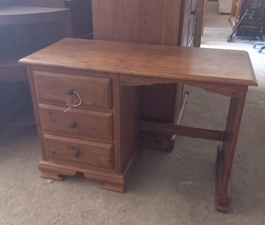 dressing table / desk €75